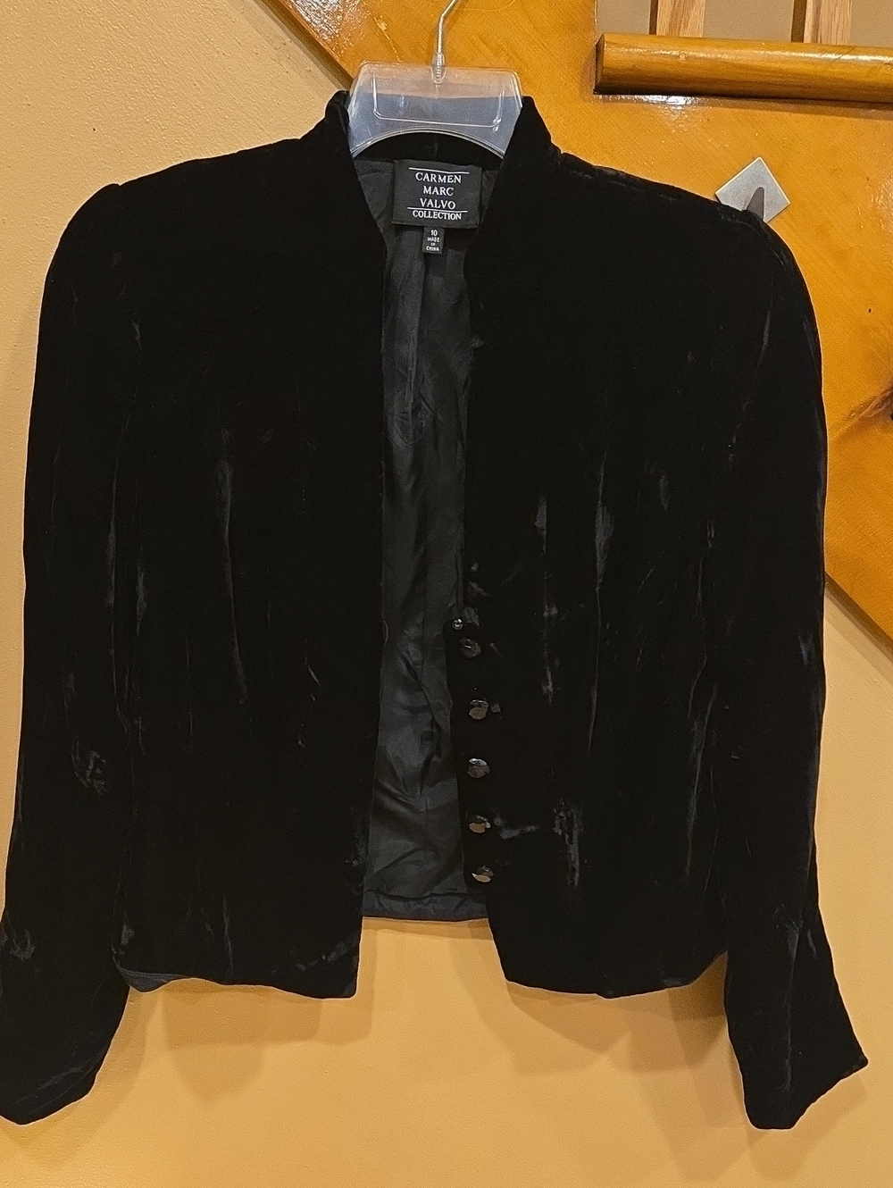 Carmen Marc Valvo Black Velvet Cropped Button Jacket